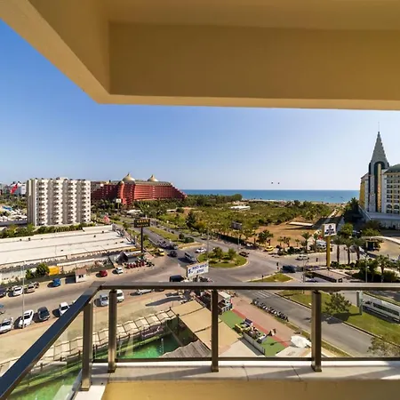 Lovely With Balcony In Aksu Daire *